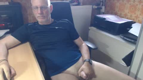 Pemue65 online show from June 29, 6:19 am