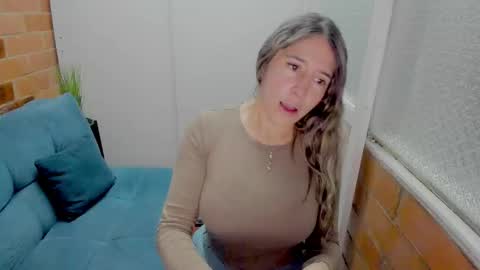 Penelope online show from March 12, 6:14 pm