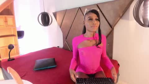 Snapshot of penelopeguzman__ chatting on October 19, 1:28 am Sweet Penelope online show from October 19, 1:28 am