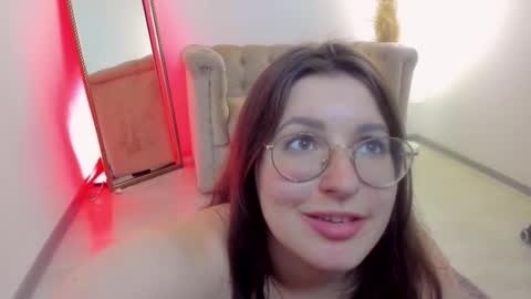 Hi  Im Peneloppa online show from September 10, 4:45 am