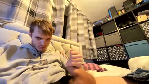 Snapshot of penguin666778 chatting on December 22, 1:13 am Penguin online show from December 22, 1:13 am