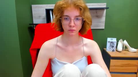 Snapshot of penny_lust chatting on September 11, 6:35 am Penny online show from September 11, 6:35 am