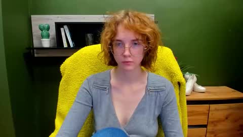 Snapshot of penny_lust chatting on September 24, 6:28 am Penny online show from September 24, 6:28 am