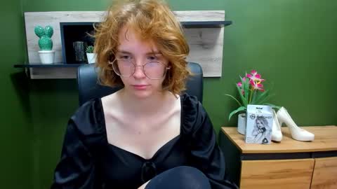 Snapshot of penny_lust chatting on September 25, 6:39 am Penny online show from September 25, 6:39 am