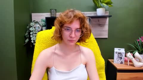 Snapshot of penny_lust chatting on October 16, 6:47 am Penny online show from October 16, 6:47 am