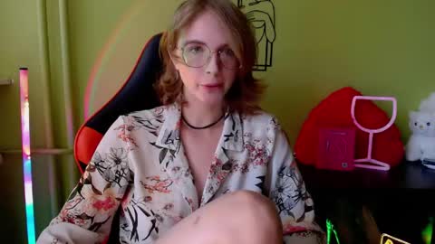 Penny online show from June 8, 4:40 pm