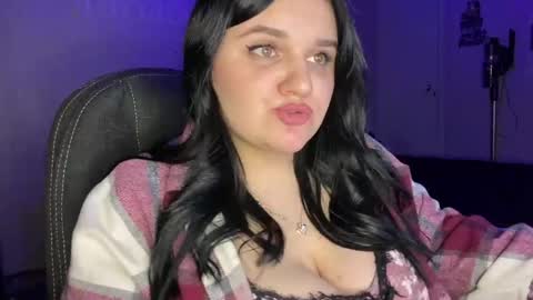 Snapshot of penny_perry chatting on April 15, 7:58 pm penny_perry online show from April 15, 7:58 pm