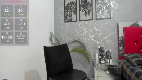 Snapshot of pepe_joness chatting on June 24, 2:49 pm Pepe jones online show from June 24, 2:49 pm