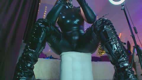 Dia  online show from March 1, 10:06 am