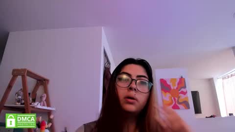 Sarah Ana Banana online show from March 27, 2:06 pm