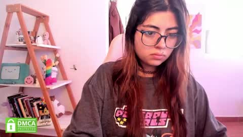 Sarah Ana Banana online show from April 10, 1:38 pm