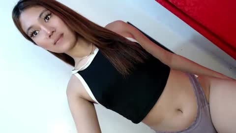 Snapshot of perfect_goddess69 chatting on February 2, 8:30 pm Reign online show from February 2, 8:30 pm