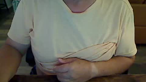 perfecto1957 online show from December 15, 2:21 pm