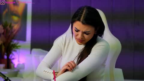 Dee online show from November 28, 12:08 pm