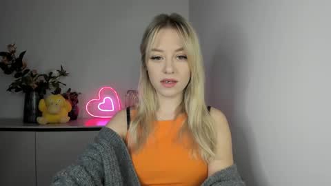 Snapshot of perfectxcindy chatting on February 13, 6:20 am Cindy online show from February 13, 6:20 am