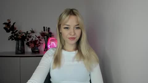 Snapshot of perfectxcindy chatting on February 26, 10:36 am Cindy online show from February 26, 10:36 am