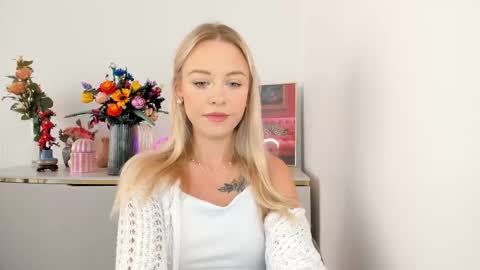Snapshot of perfectxcindy chatting on September 27, 6:40 am Cindy online show from September 27, 6:40 am