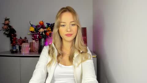 Snapshot of perfectxcindy chatting on October 21, 5:30 am Cindy online show from October 21, 5:30 am