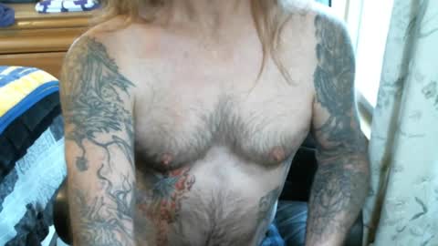 perkymalenipples online show from December 31, 6:13 pm