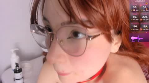 Snapshot of perla_slim chatting on December 31, 4:06 am Perla Jones online show from December 31, 4:06 am