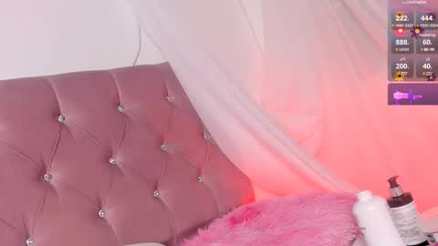 Snapshot of perla_slim chatting on February 5, 7:18 am Perla Jones online show from February 5, 7:18 am