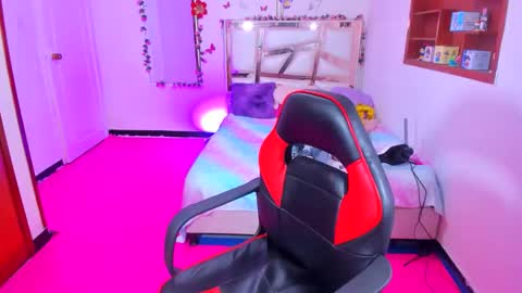 PERLA online show from March 11, 12:16 am