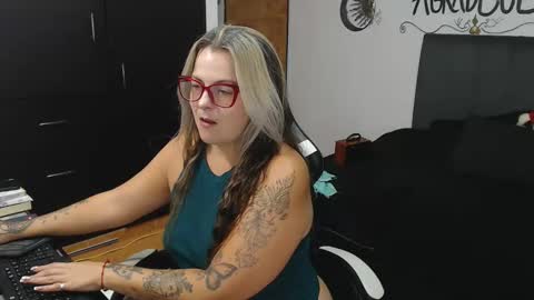 goloza online show from November 4, 4:00 am