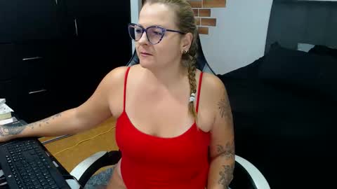 goloza online show from November 24, 2:33 am