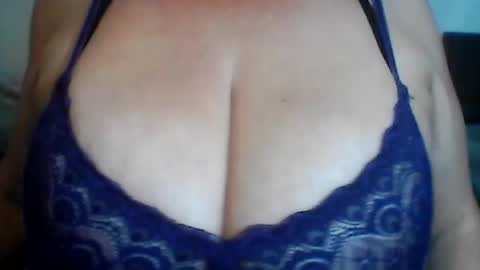 perlita070822 online show from June 15, 4:47 am