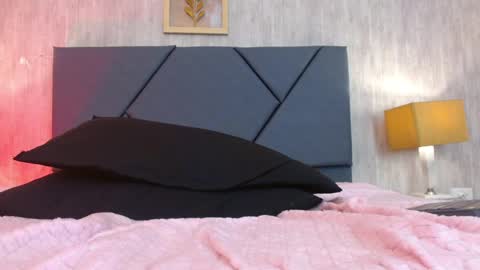 Persefone  online show from April 3, 5:00 pm