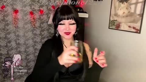 Snapshot of persephone12234 chatting on February 7, 1:09 am persephone12234 online show from February 7, 1:09 am