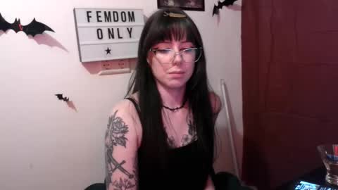 Persephone online show from April 18, 12:20 pm