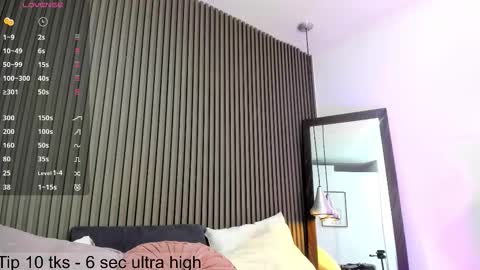 Lizza online show from November 18, 11:36 am