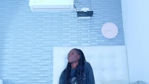 pervert_shydoll online show from April 4, 3:49 am