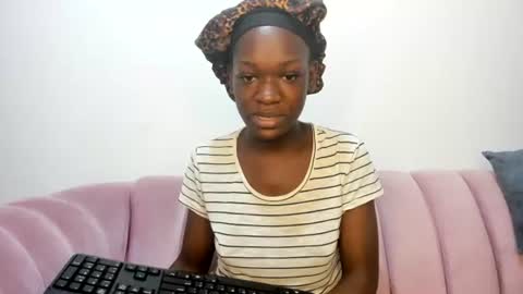 Snapshot of perverted_sweet chatting on June 30, 4:19 pm perverted_sweet online show from June 30, 4:19 pm