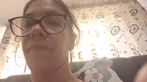 Lisa -  online show from January 19, 10:39 am