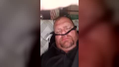 pervymikey1105 online show from June 23, 7:17 am