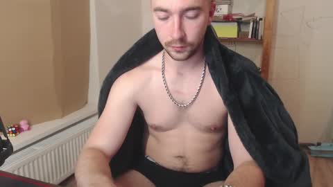 pes1ko online show from April 5, 7:44 pm