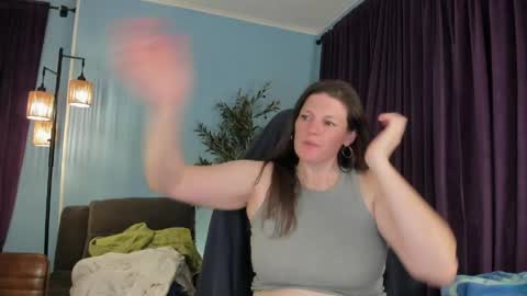 Kelly online show from April 13, 11:48 am