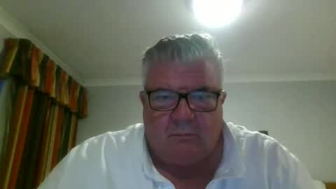 pete112991 online show from May 5, 9:01 pm