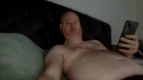 Snapshot of pete_crewe chatting on December 9, 9:49 am pete_crewe online show from December 9, 9:49 am