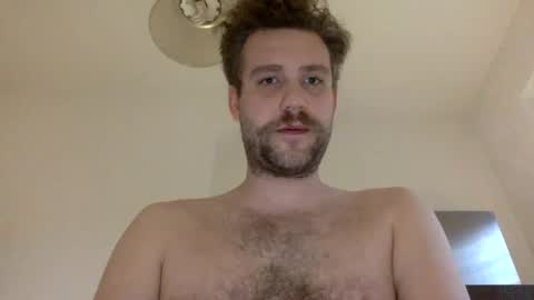 Snapshot of peteboy05 chatting on December 20, 7:22 am Pete online show from December 20, 7:22 am