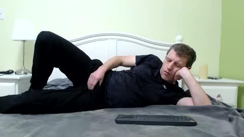 Snapshot of peter21122 chatting on November 12, 1:39 am Peter2112 online show from November 12, 1:39 am