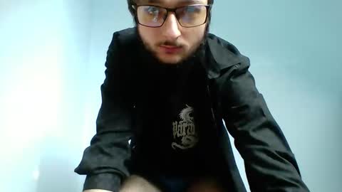 Snapshot of peter574321 chatting on October 16, 9:54 am peter574321 online show from October 16, 9:54 am