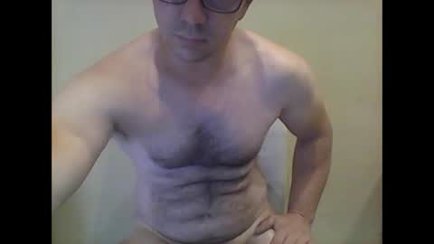 Snapshot of peter_7776 chatting on December 27, 6:10 pm peter online show from December 27, 6:10 pm