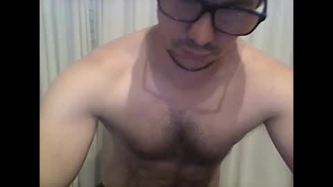 Snapshot of peter_7776 chatting on January 27, 7:03 pm peter online show from January 27, 7:03 pm