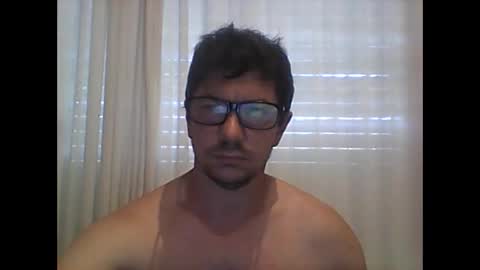 Snapshot of peter_7776 chatting on February 10, 7:07 pm peter online show from February 10, 7:07 pm