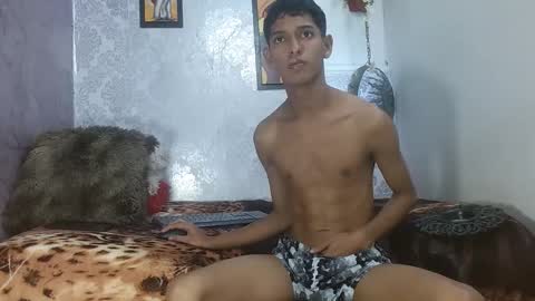 Snapshot of peter_xxxs chatting on October 12, 2:16 pm peter_xxxs online show from October 12, 2:16 pm