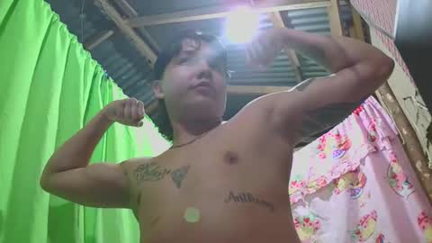 Snapshot of peteresmitd17 chatting on December 16, 3:11 am peteresmitd17 online show from December 16, 3:11 am