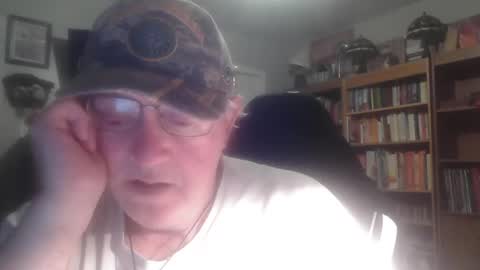 Snapshot of peterinohio57 chatting on September 11, 1:49 am peterinohio57 online show from September 11, 1:49 am